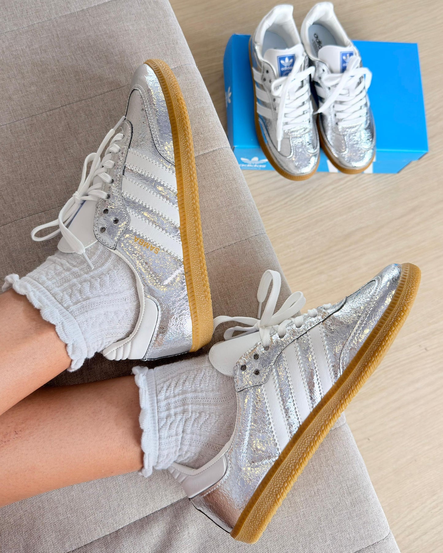 Tênis Adidas Samba OG Silver Metallic Prime