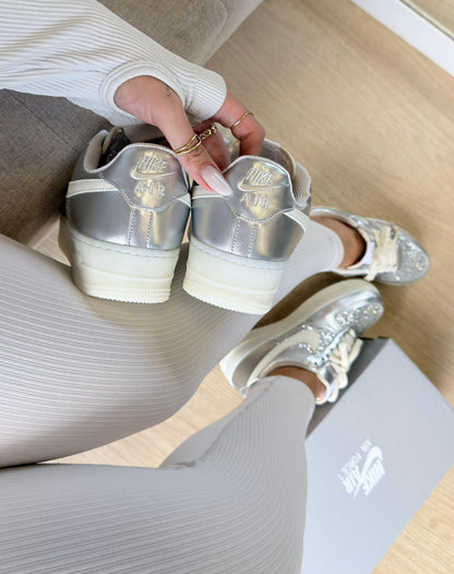Tênis Nike Air Force Prata Glíter Premium