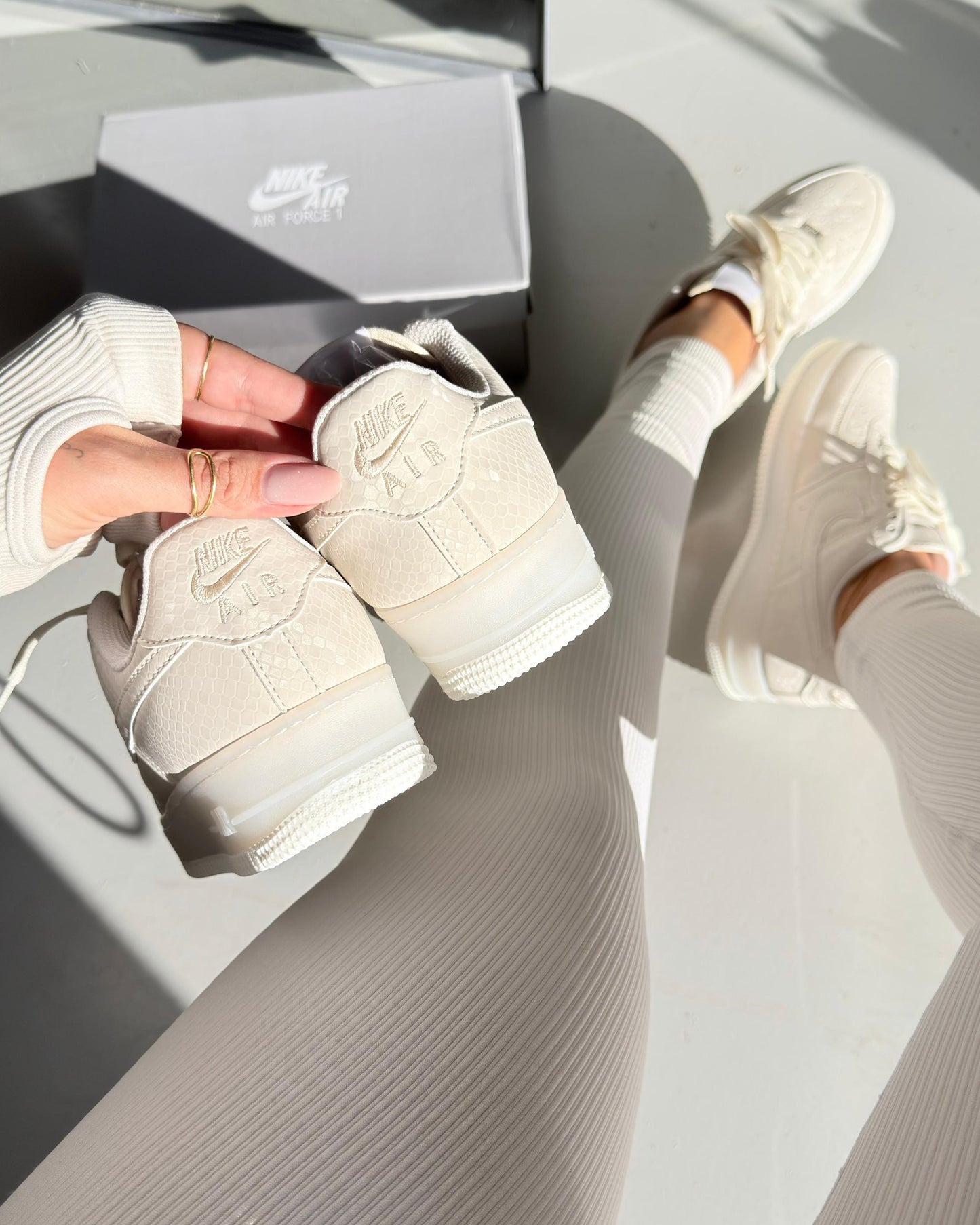 Tênis Nike Air Force Luxo White Snake Premium