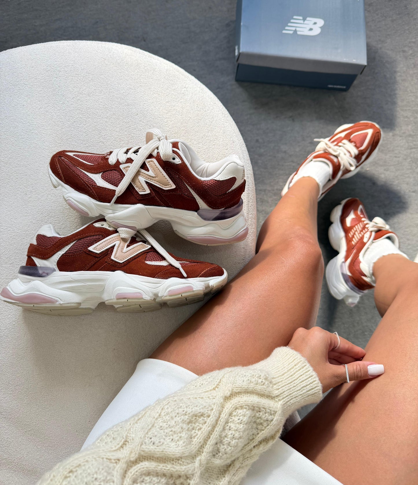 Tênis New Balance 9060 Sea Salt Terracota Couro Legítimo