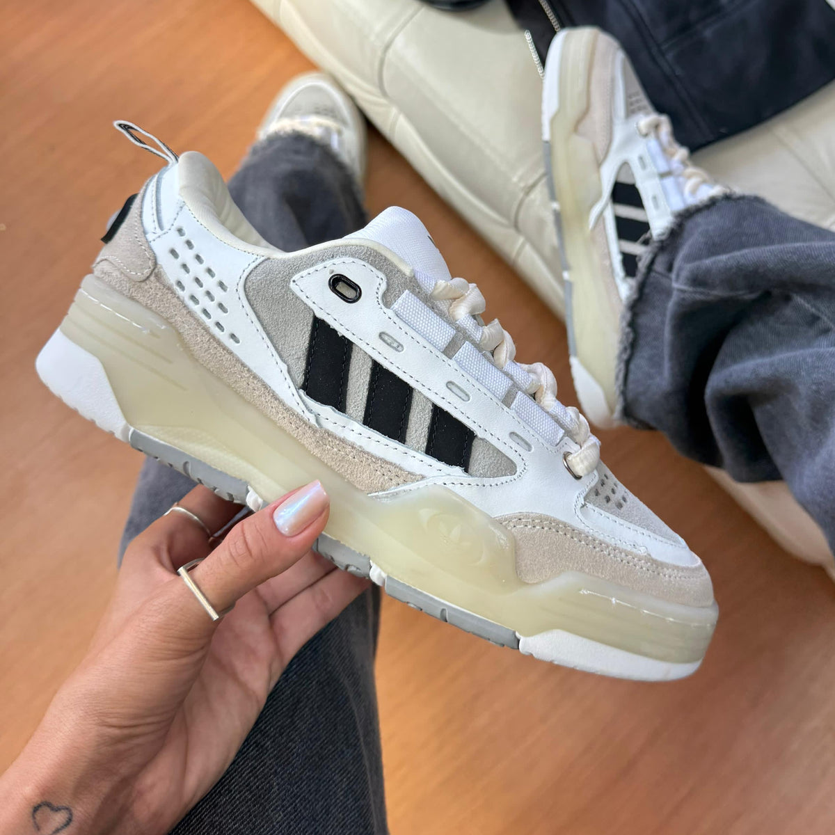 Tênis Adidas ADI2000 Cloud White Couro Legítimo