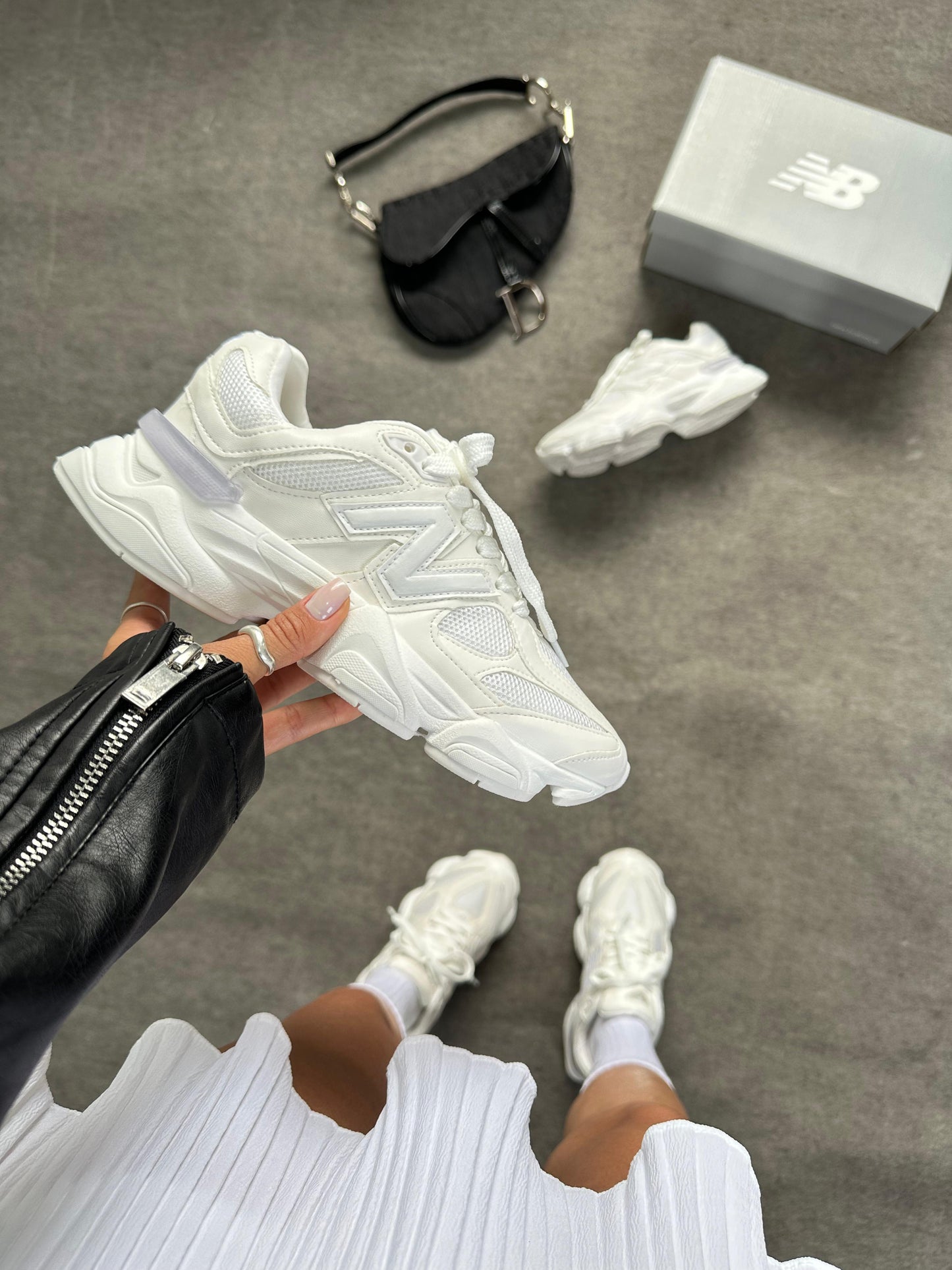 Tênis New Balance 9060 Sea Salt All White Premium Couro Legítimo