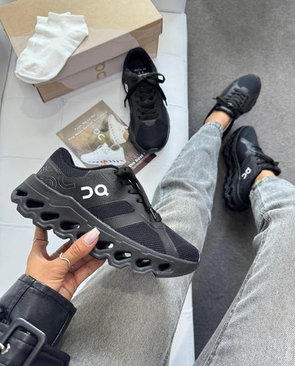 Tênis On Cloudtilt All Black Prime Feminino