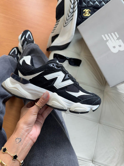 Tênis New Balance 9060 Sea Salt Preto e Branco Feminino Couro Legítimo