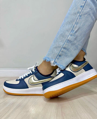Tênis Nike Air Force Marinho Ouro Premium