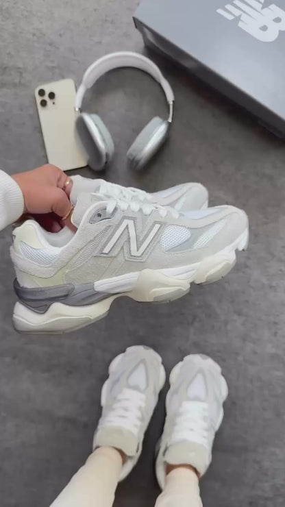 Tênis New Balance 9060 Sea Salt Cinza Prime Couro Legítimo
