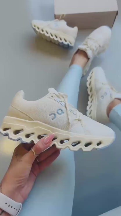 Tênis ON Cloud Cloudsurfer Off White Azul Bebê Prime