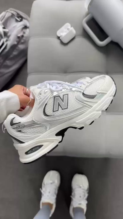 Tênis New Balance 530 Branco e Cinza Prime