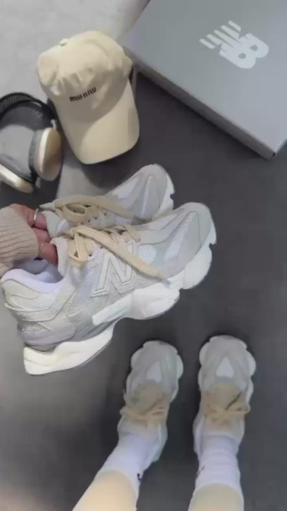Tênis New Balance 9060 Sea Salt Vanilla Cream Couro Legítimo
