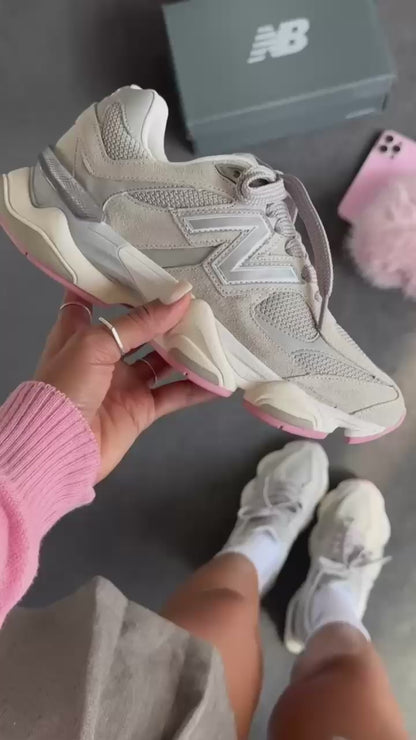Tênis New Balance 9060 Danone Couro Legítimo
